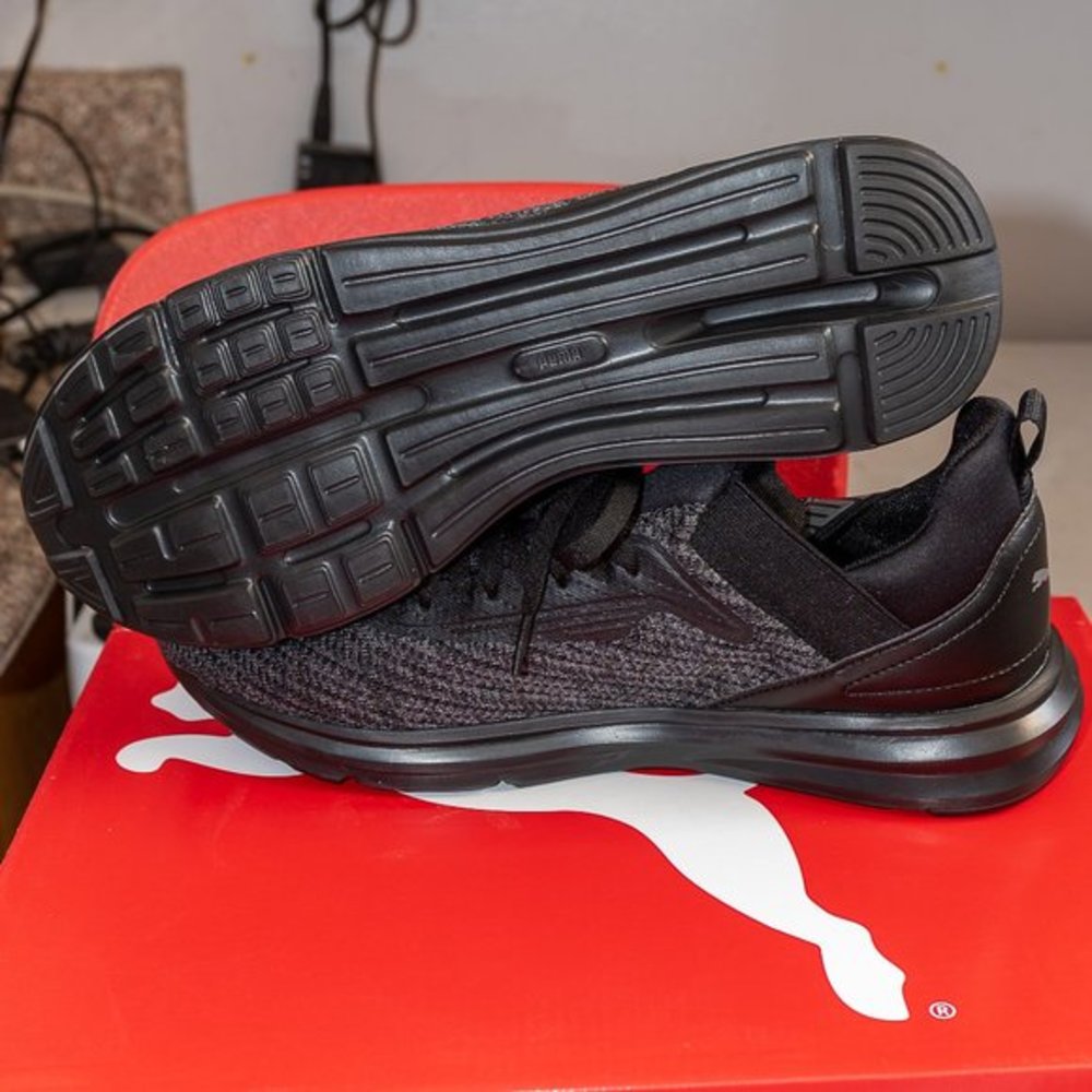 Men's Enzo Sneaker Puma